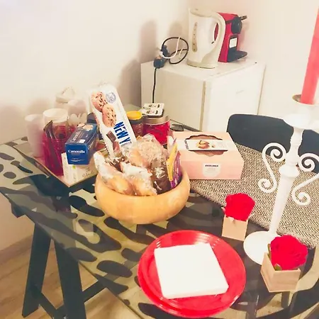 Le Case Di Eleonora - Glam Studio Centro Affittacamere *